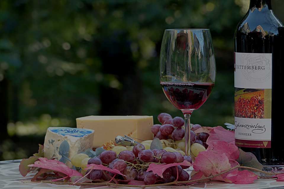 wine-festival-grapes-glass
